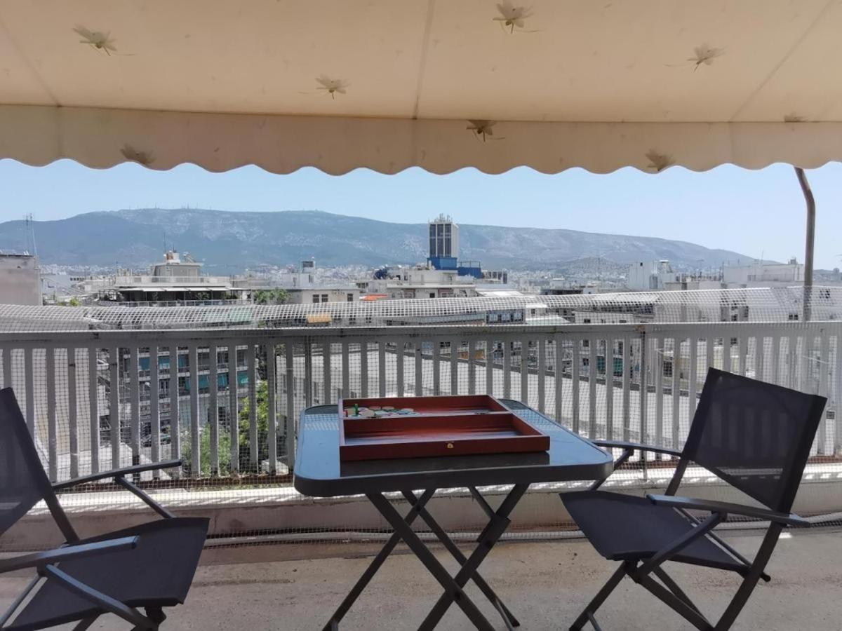 Penthouse Spacious W Super Wifi & Terrace, 2 Min From Metro Apartment Athena Bagian luar foto